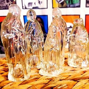 Carnival glass nativity scene pieces